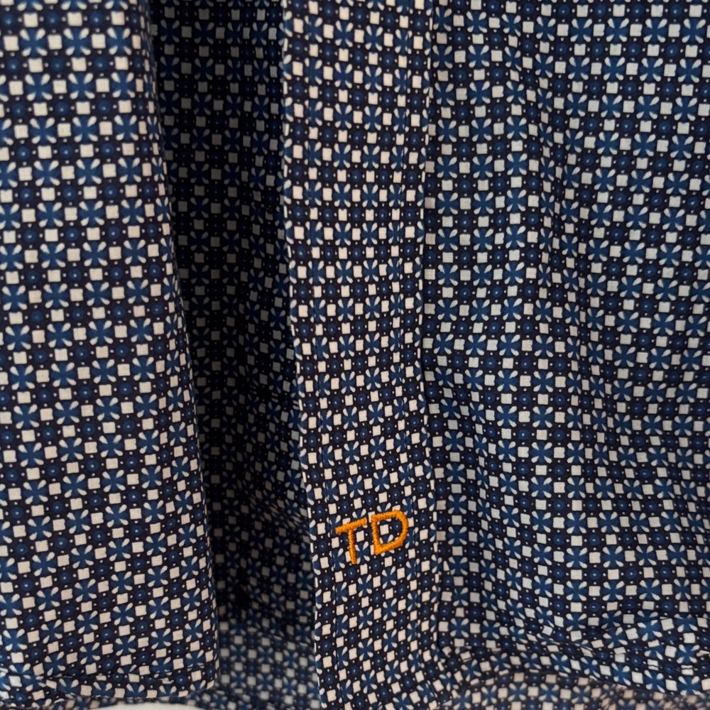 Thomas Dean Navy Geometric Button Down Shirt - Picture 3 of 4